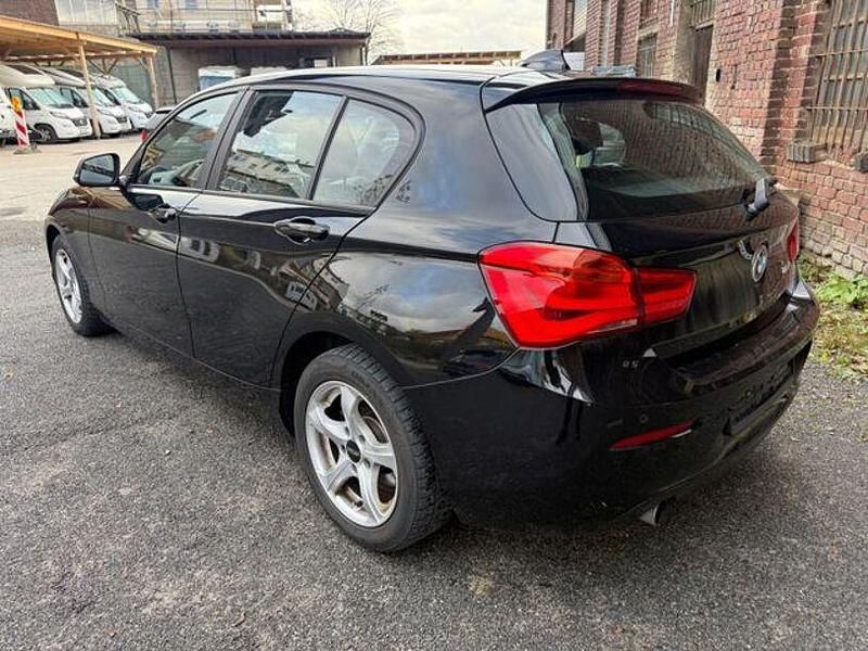 Gebraucht BMW 118 Advantage 136 PS (100 kW) 2017 Schwarz Kleinwagen