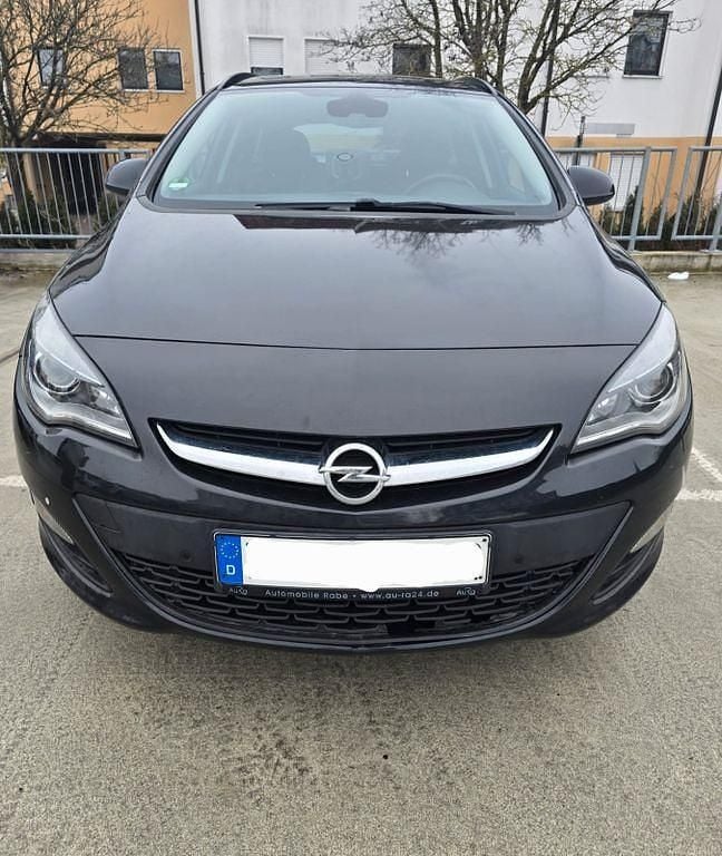 Gebraucht Opel Astra Energy 165 PS (121 kW) 2014 Schwarz Kombi