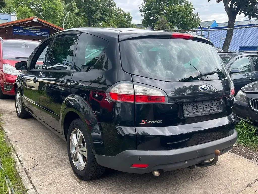 Gebraucht Ford S-MAX Titanium 140 PS (102 kW) 2007 Schwarz Van / Kleinbus