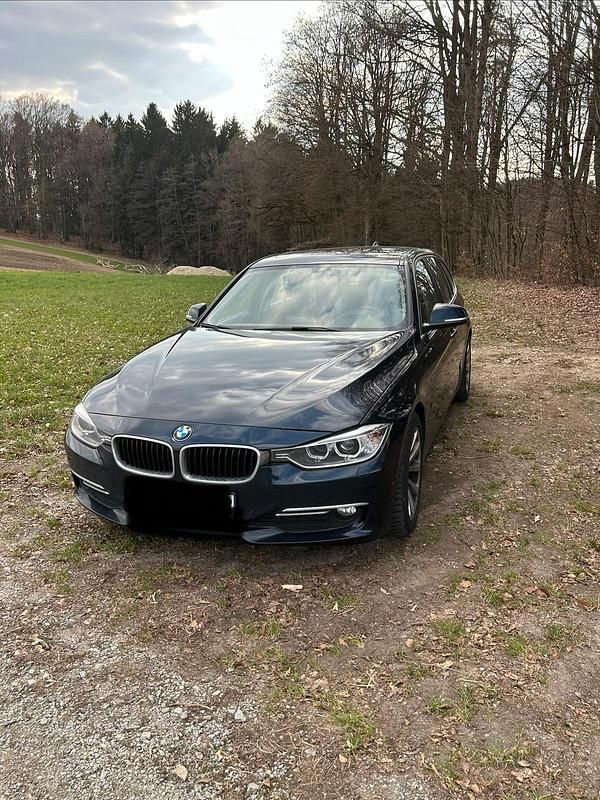 Gebraucht BMW 320 Efficient Dynamics 163 PS (119 kW) 2013 Blau Kombi