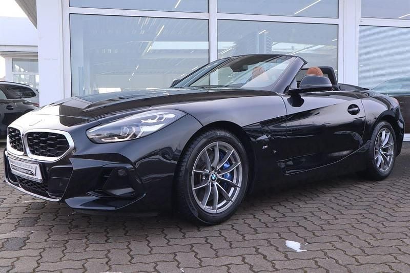 Gebraucht BMW Z4 Performance 258 PS (189 kW) 2024 Schwarz Cabrio