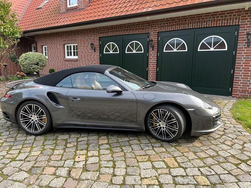Gebraucht Porsche 991 560 PS (411 kW) 2014 Grau Cabrio
