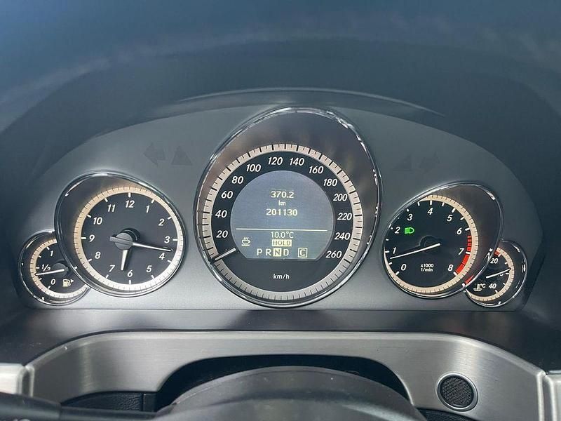 Gebraucht Mercedes E200 184 PS (135 kW) 2009 Grau Limousine