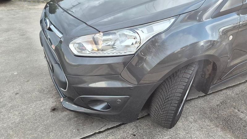 Gebraucht Ford Tourneo Connect Titanium 120 PS (88 kW) 2016 Grau Van / Kleinbus