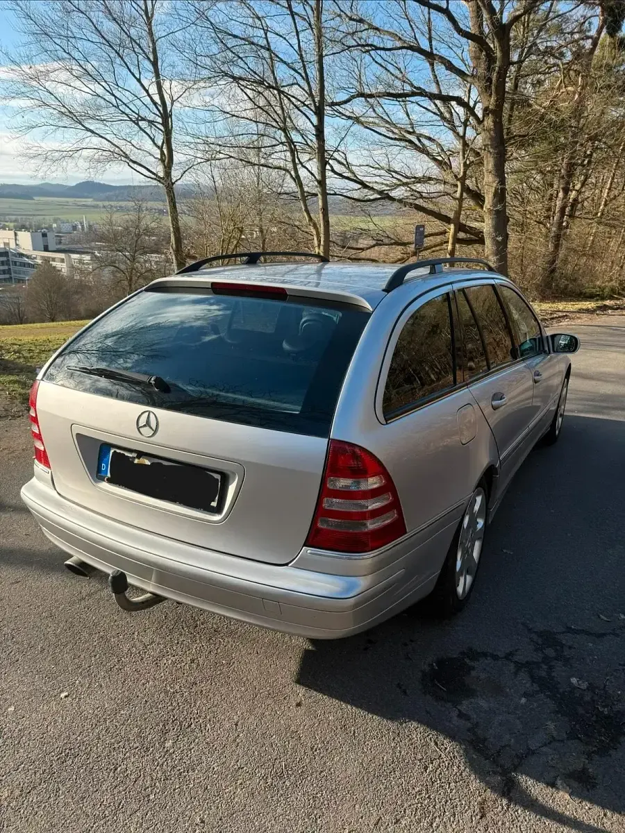 Gebraucht Mercedes C200 Avantgarde 163 PS (119 kW) 2005 Silber Kombi