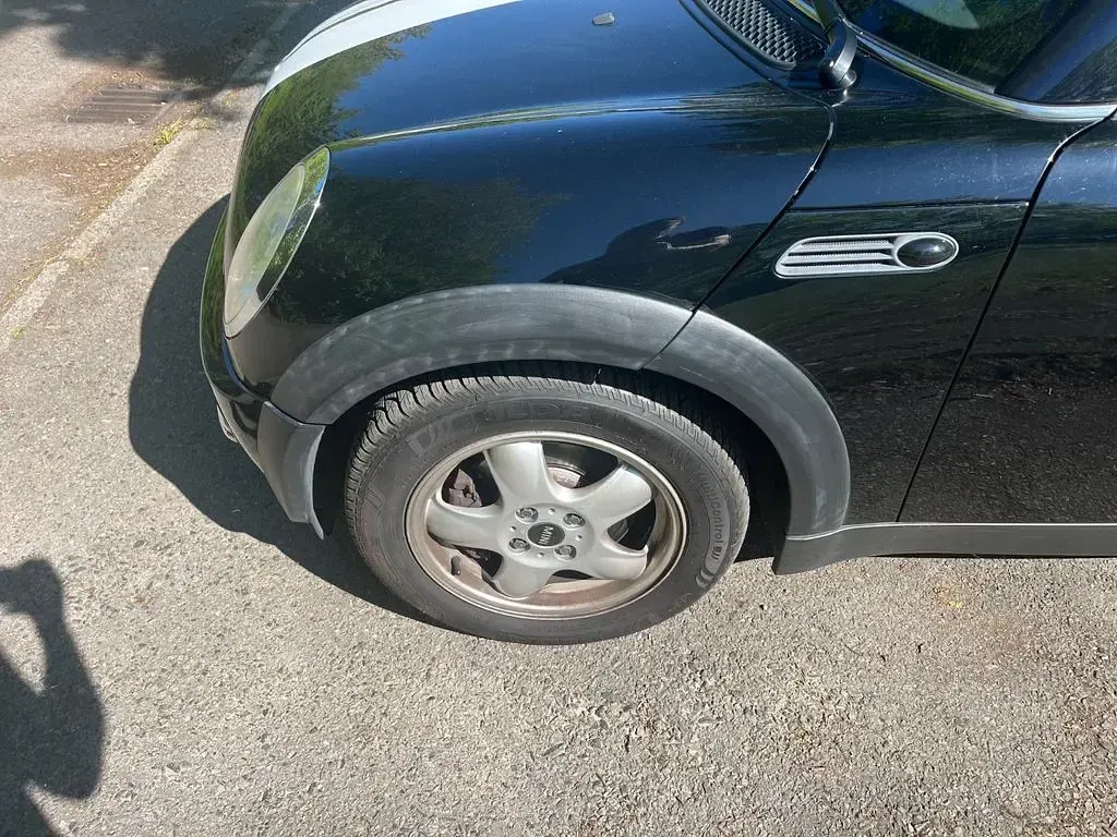 Occasion Mini ONE 90 PK (66 kW) 2004 Zwart Hatchback