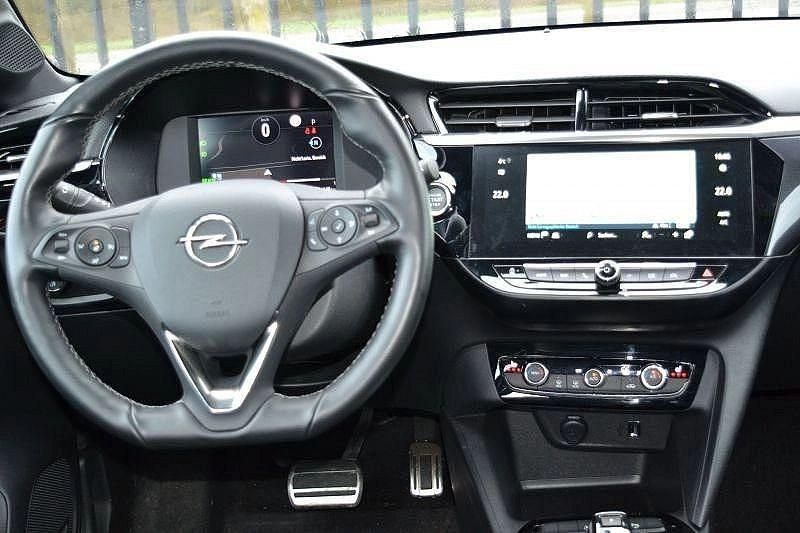 Gebraucht Opel Ampera 73 kW (100 PS) 2021 Rot Kleinwagen