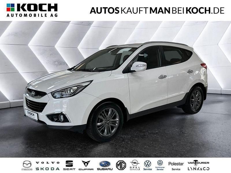 Weiß Gebraucht 2015 Hyundai ix35 Trend SUV | 10.990 € (Guter Preis) - Bild 1/4