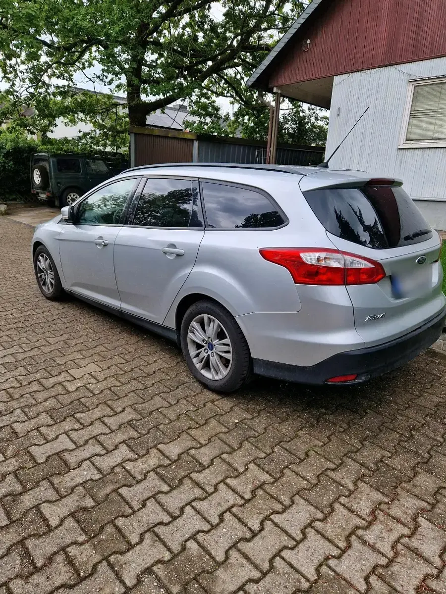 Second-hand Ford Focus 115 CP (84 kW) 2011 Argintiu Break