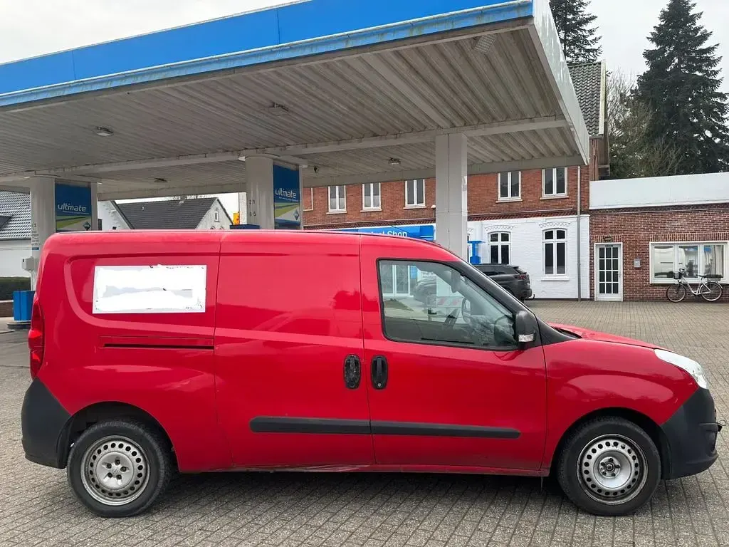 Occasion Opel Combo 90 ch (66 kW) 2013 Rouge Monospace