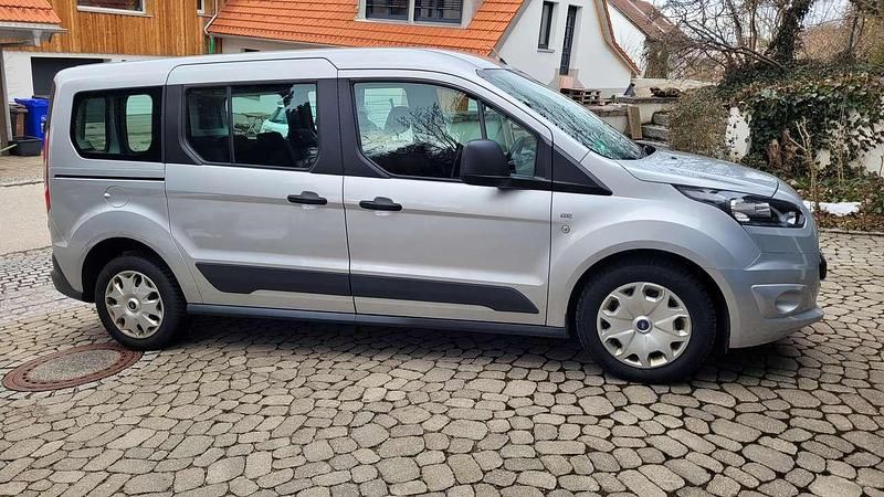 Gebraucht Ford Transit Trend 95 PS (69 kW) 2015 Silber Kombi