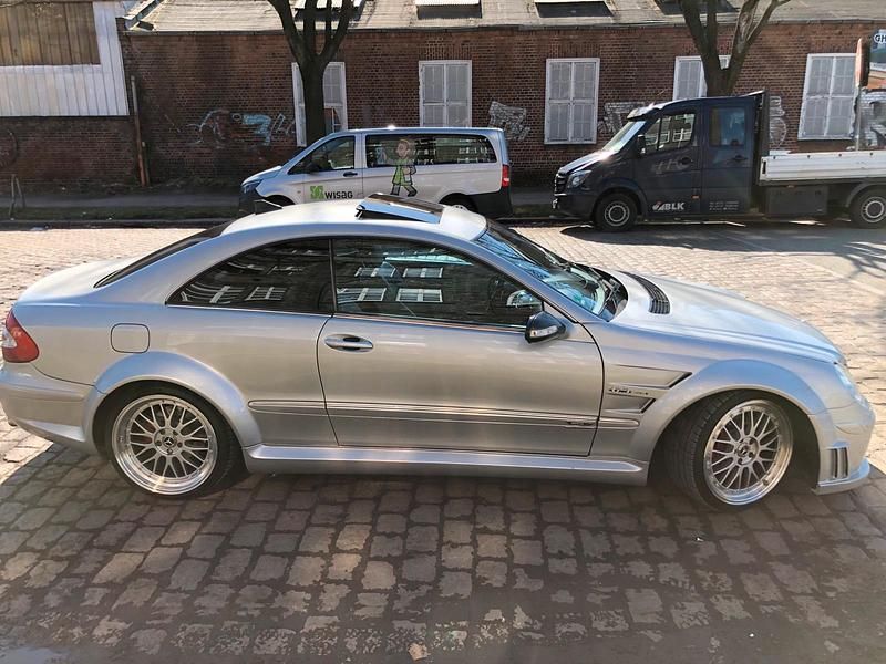 Gebraucht Mercedes CLK240 170 PS (125 kW) 2002 Silber Coupé