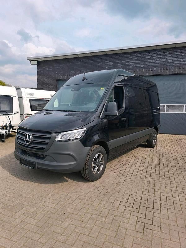 Gebraucht Mercedes Sprinter 143 PS (105 kW) 2019 Schwarz Van