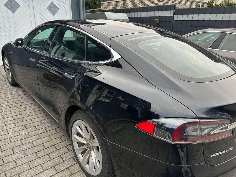 Gebraucht Tesla Model S 314 kW (428 PS) 2019 Schwarz Kleinwagen