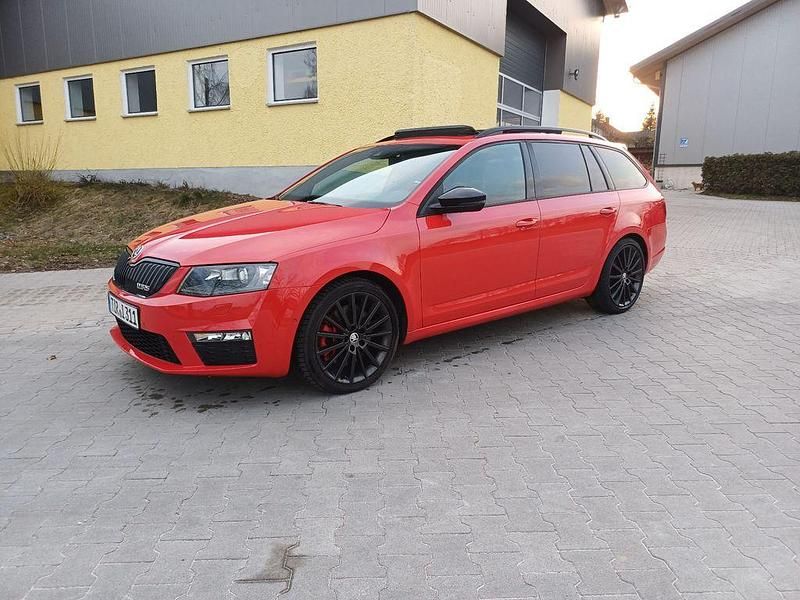 Gebraucht Skoda Octavia RS 184 PS (135 kW) 2014 Rot Kleinwagen