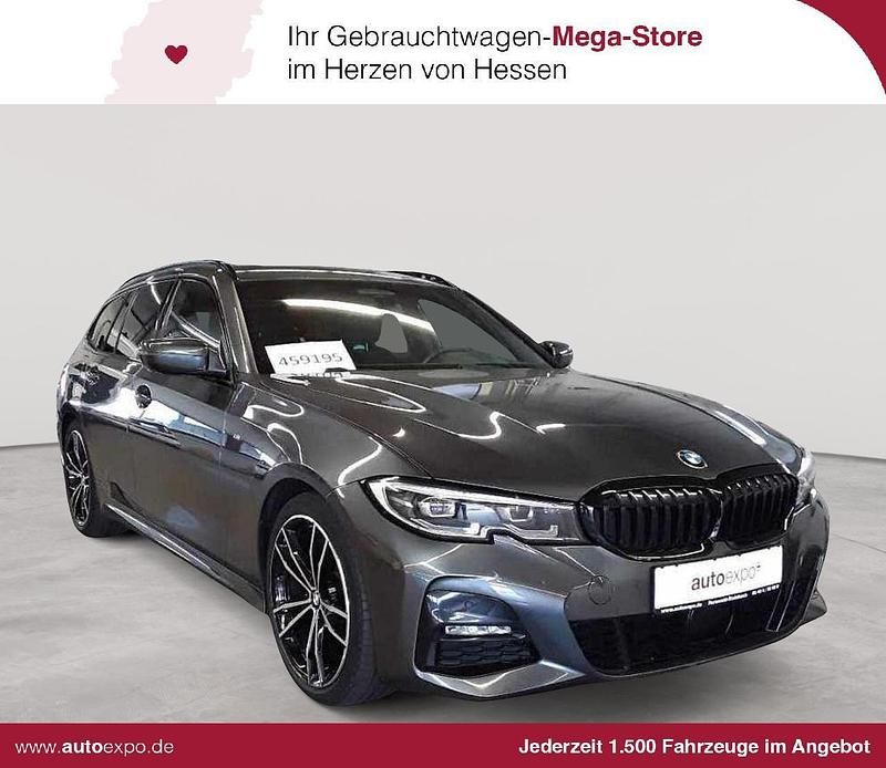 Grau Gebraucht 2021 BMW 320 M Sport Kombi | 23.479 € (Superpreis) - Bild 1/4