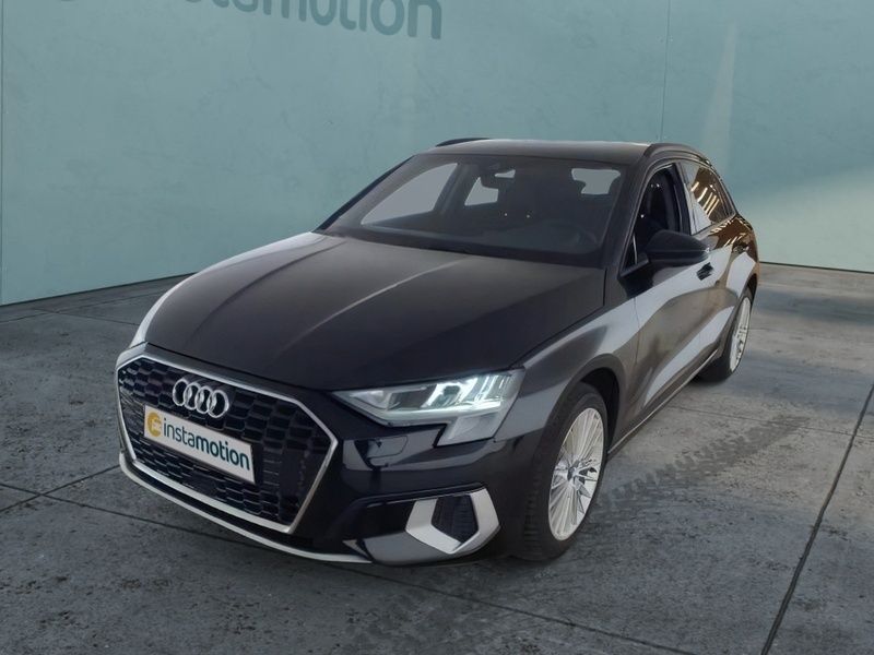 Schwarz Gebraucht 2024 Audi A3 Sportback Ambiente Kleinwagen | 35.640 € (Teuer) - Bild 1/3