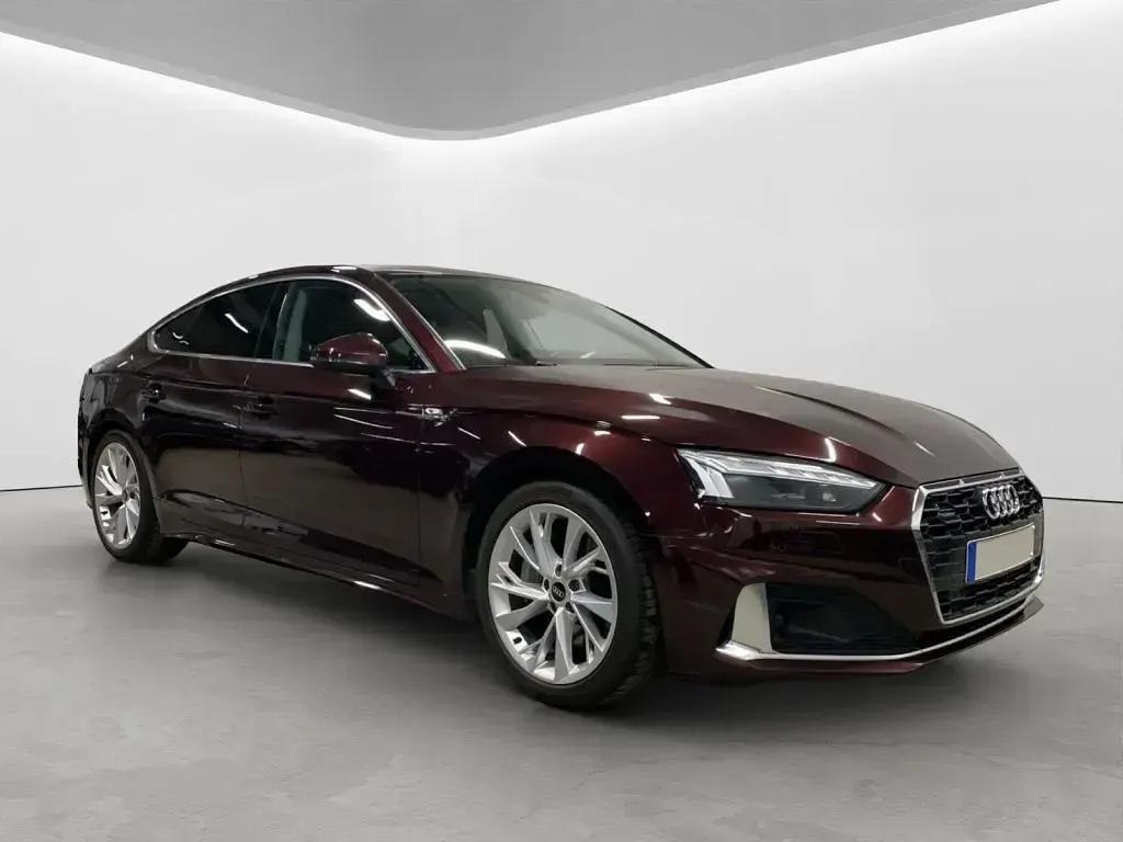 Gebraucht Audi A5 Sportback Advanced 265 PS (194 kW) 2023 Individuallackierungen audi exclusive Kleinwagen