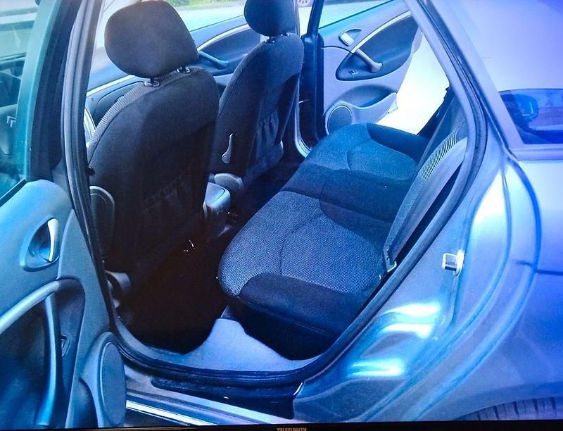 Gebraucht Citroën C5 Tendance 109 PS (80 kW) 2004 Grau Limousine