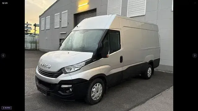 Usata Iveco Daily 156 CV (114 kW) 2017 Argento Monovolume