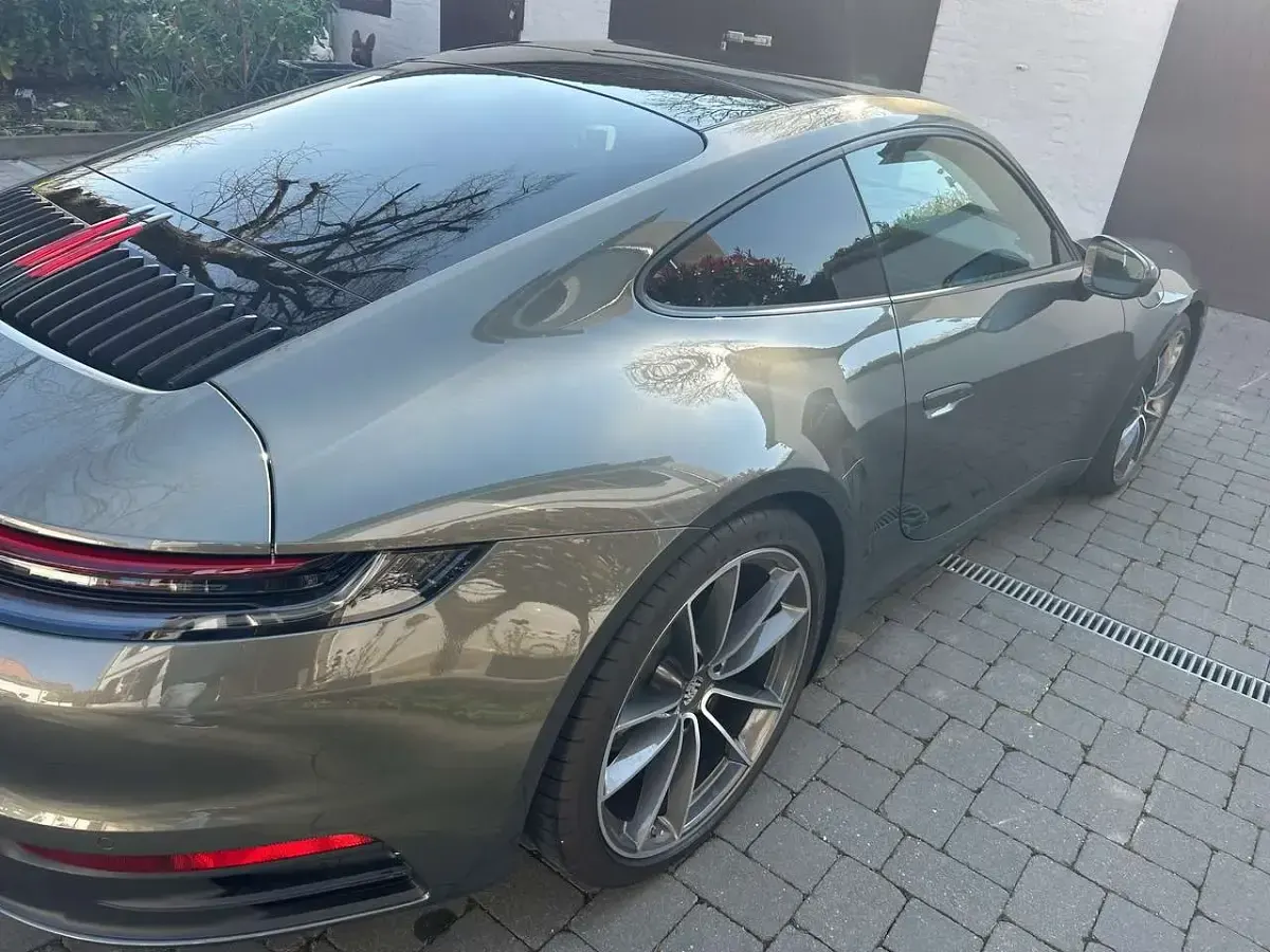Gebraucht Porsche 911 Carrera 385 PS (283 kW) 2023 Grün Coupé