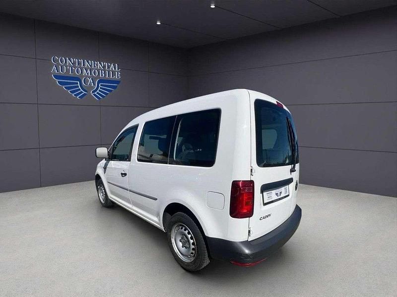 Usata VW Caddy 102 CV (75 kW) 2018 Bianco Monovolume