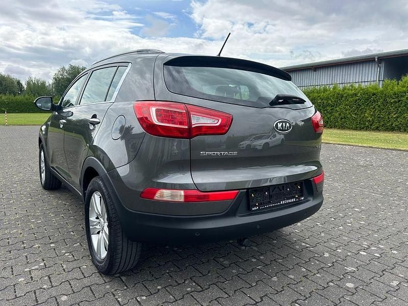 Gebraucht Kia Sportage 116 PS (85 kW) 2011 Grau SUV