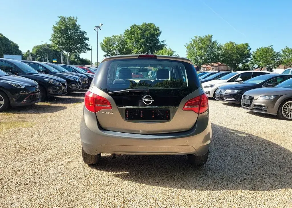 Gebraucht Opel Meriva Selection 101 PS (74 kW) 2016 Braun Van / Kleinbus