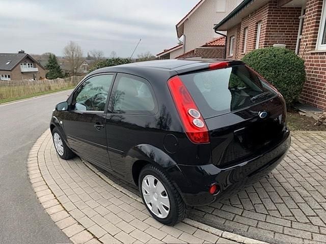 Gebraucht Ford Fiesta 75 PS (55 kW) 2008 Schwarz Kleinwagen