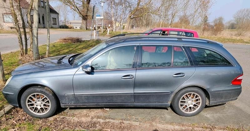 Gebraucht Mercedes E280 231 PS (169 kW) 2005 Grau Kombi