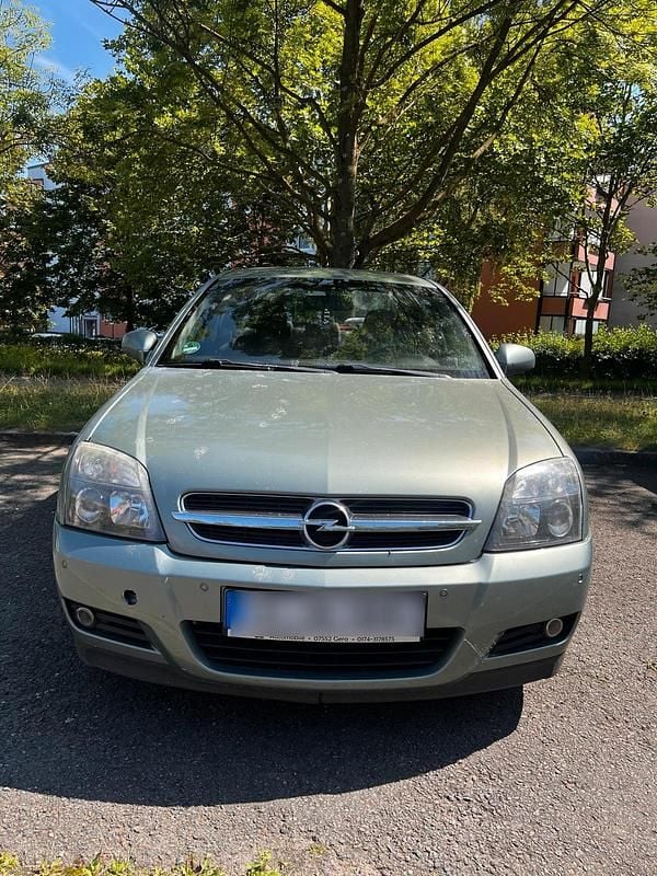 Grün Gebraucht 2005 Opel Vectra Limousine | 450 € (Superpreis) - Bild 1/4