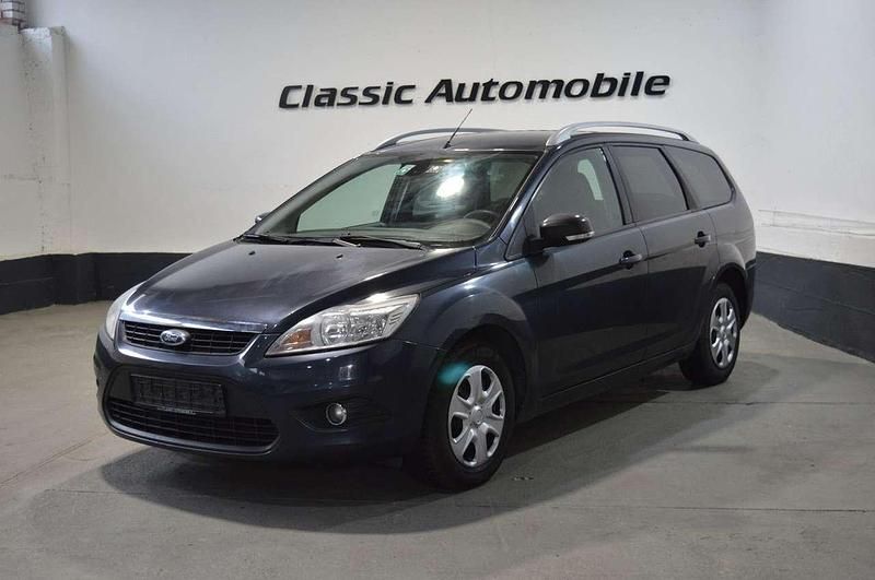 Grau Gebraucht 2008 Ford Focus Style Kombi | 2.700 € (Etwas zu teuer) - Bild 1/4