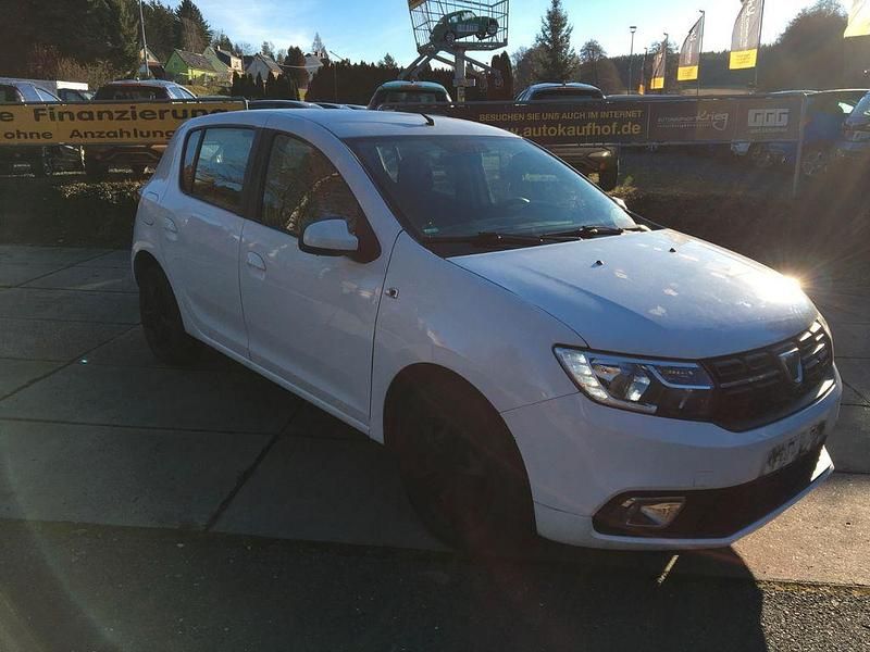 Gebraucht Dacia Sandero Comfort 73 PS (53 kW) 2018 Weiß Limousine
