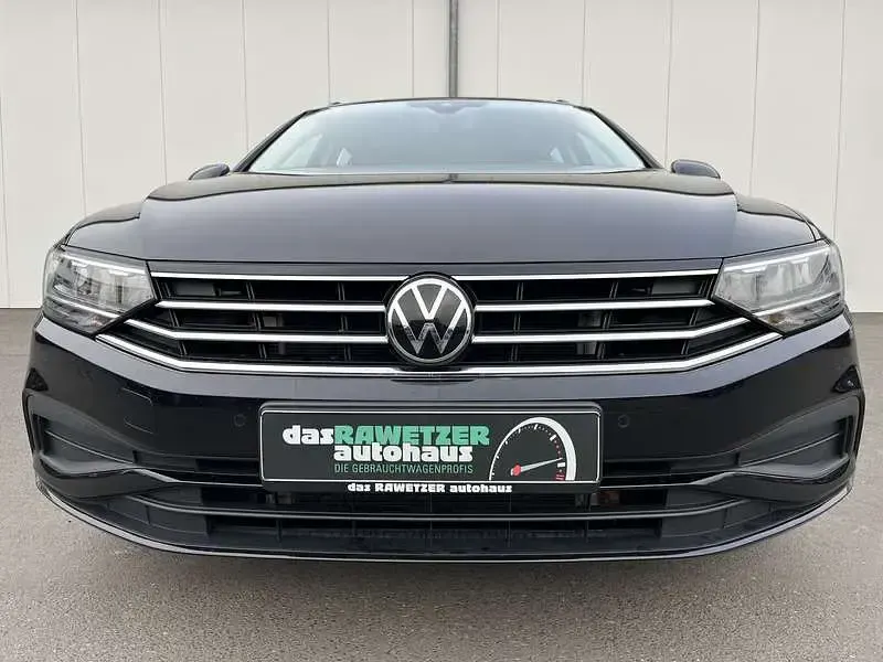Occasion VW Passat Conceptline 150 ch (110 kW) 2022 Noir Break