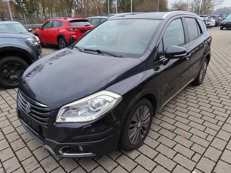 Grau Gebraucht 2014 Suzuki SX4 S-Cross Comfort+ SUV | 9.790 € (Fairer Preis) - Bild 1/4