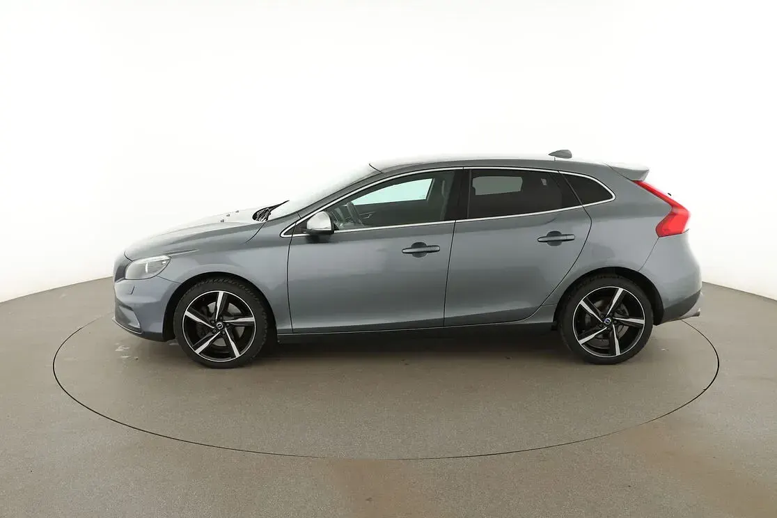 Brugt Volvo V40 Momentum 150 HK (110 kW) 2015 Grå Stationcar