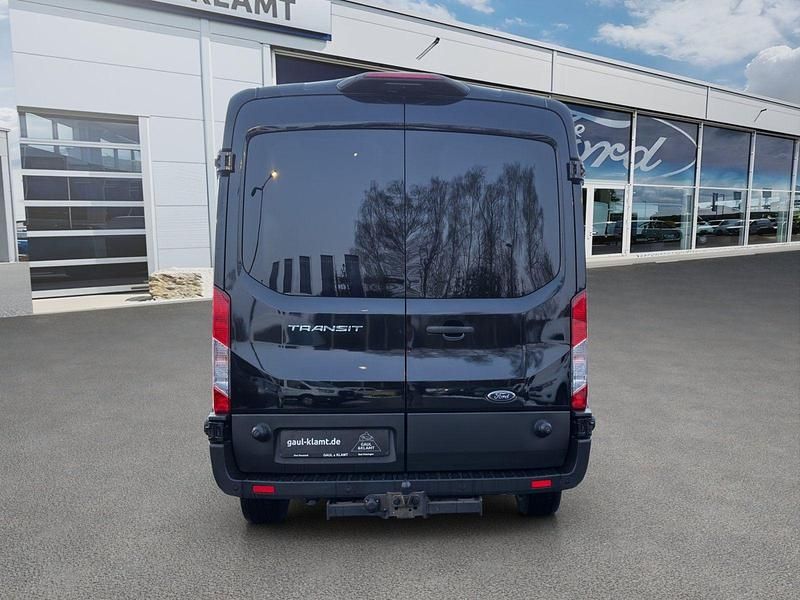 Gebraucht Ford Transit Trend 150 PS (110 kW) 2022 Obsidianschwarz metallic Van