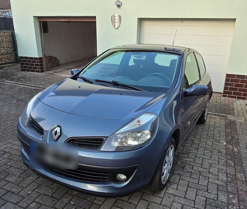 Grau Gebraucht 2006 Renault Clio III Extreme Kleinwagen | 1.900 € - Bild 1/4