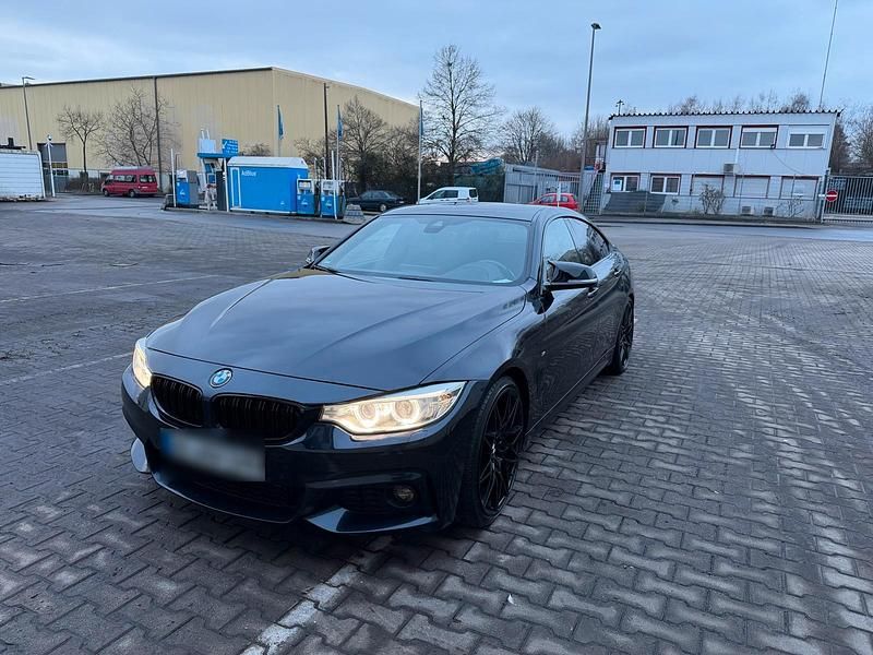 Gebraucht BMW 425 M Sport 224 PS (164 kW) 2016 Schwarz Coupé
