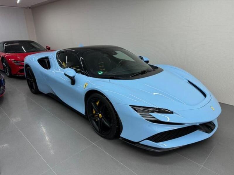Blau Gebraucht 2023 Ferrari SF90 Cabrio | 779.900 € - Bild 1/2