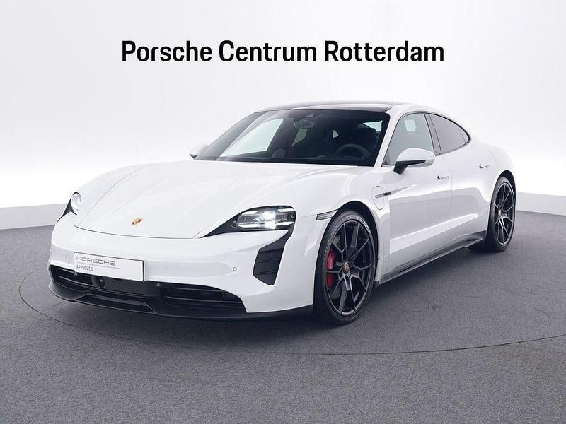 Weiß Gebraucht 2024 Porsche Taycan GTS Limousine | 129.349 € - Bild 1/4