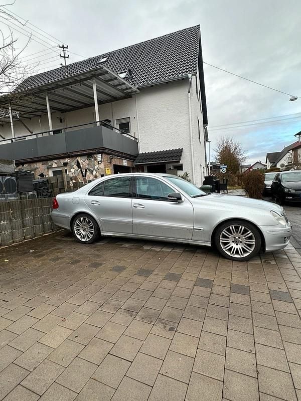 Gebraucht Mercedes E280 Avantgarde 190 PS (139 kW) 2008 Silber Limousine