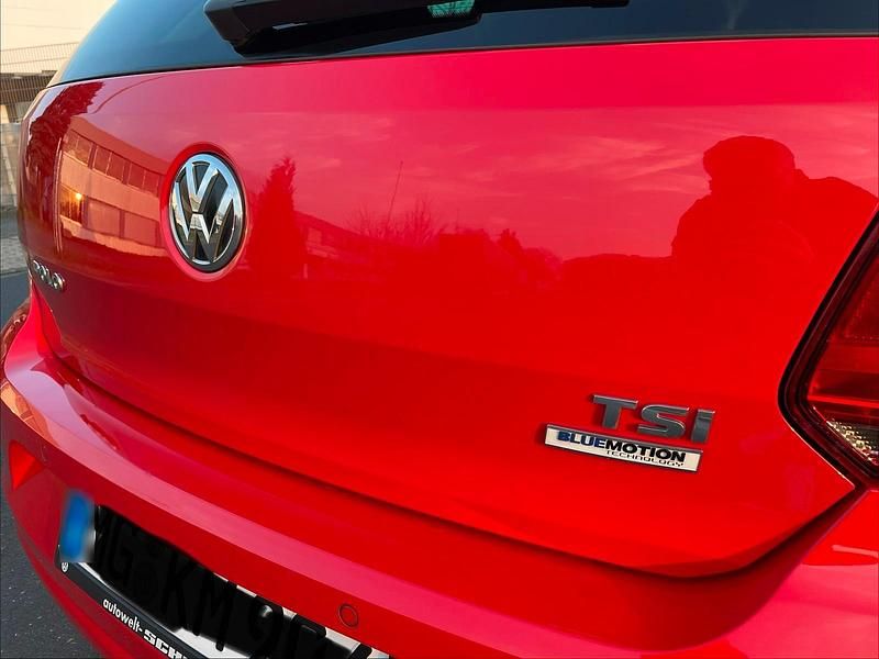 Gebraucht VW Polo Highline 110 PS (80 kW) 2016 Rot Kleinwagen