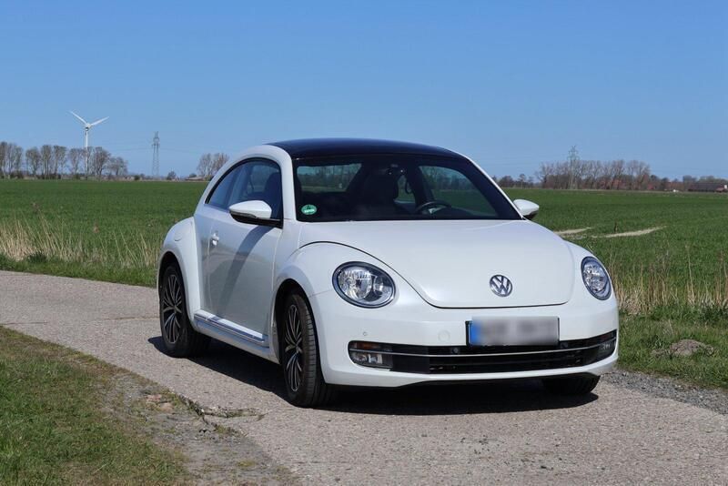 Weiß Gebraucht 2014 VW Beetle Limousine | 8.600 € (Guter Preis) - Bild 1/4