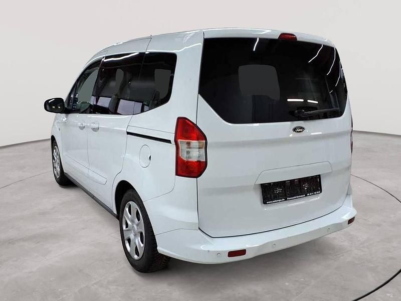 Gebraucht Ford Tourneo Trend 101 PS (74 kW) 2020 Frostweiß Kombi