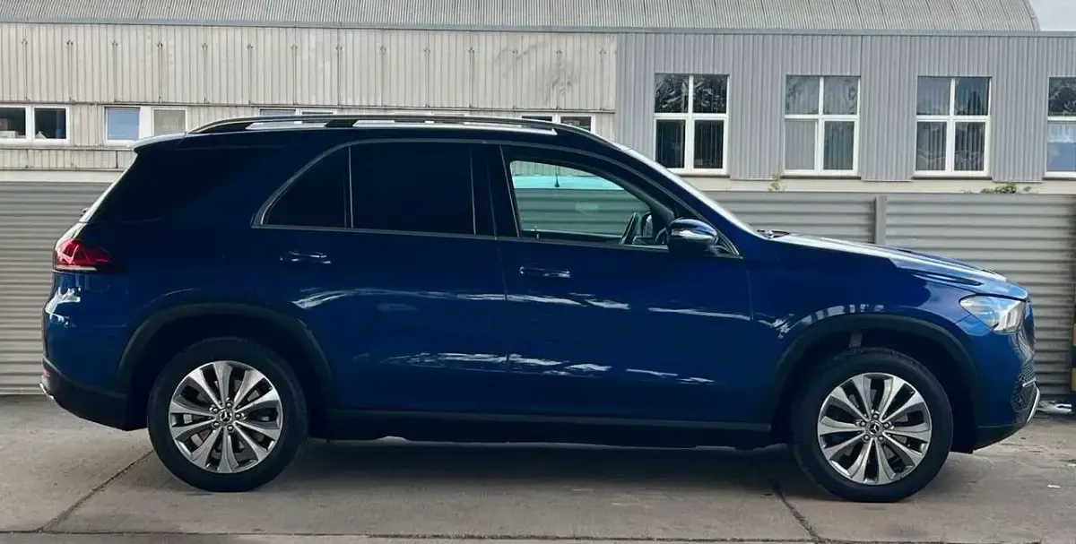 Gebraucht Mercedes GLE400 330 PS (242 kW) 2019 Brillantblau  metalliclack SUV