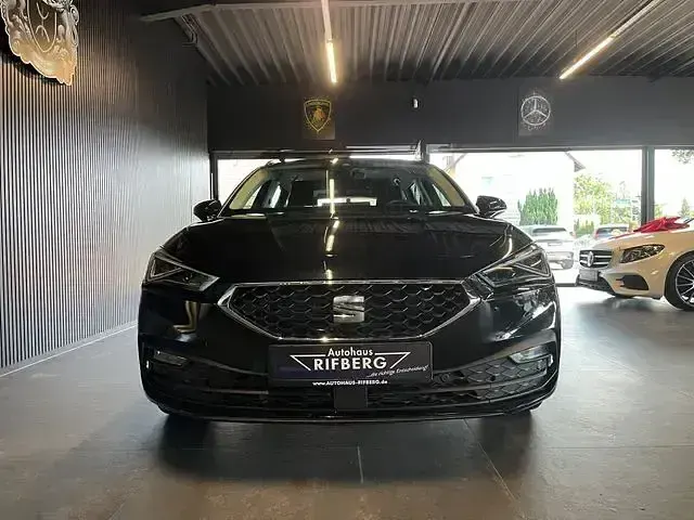 Gebraucht Seat Leon Style 150 PS (110 kW) 2024 Schwarz Limousine