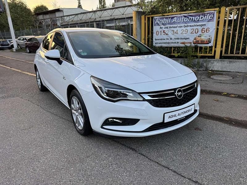 Weiß Gebraucht 2016 Opel Astra Business Kleinwagen | 9.500 € (Fairer Preis) - Bild 1/4