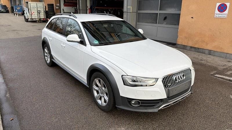 Gebraucht Audi A4 Allroad 190 PS (139 kW) 2015 Weiß Kombi