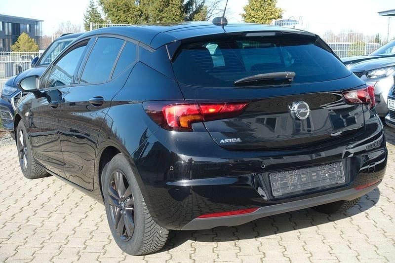 Gebraucht Opel Astra 105 PS (77 kW) 2020 Schwarz Limousine
